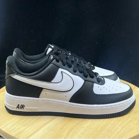 Nike Air Force 1 \'07 Low Panda White Black DV0788-001 Size 13 Men\'s Retro OG main image 7